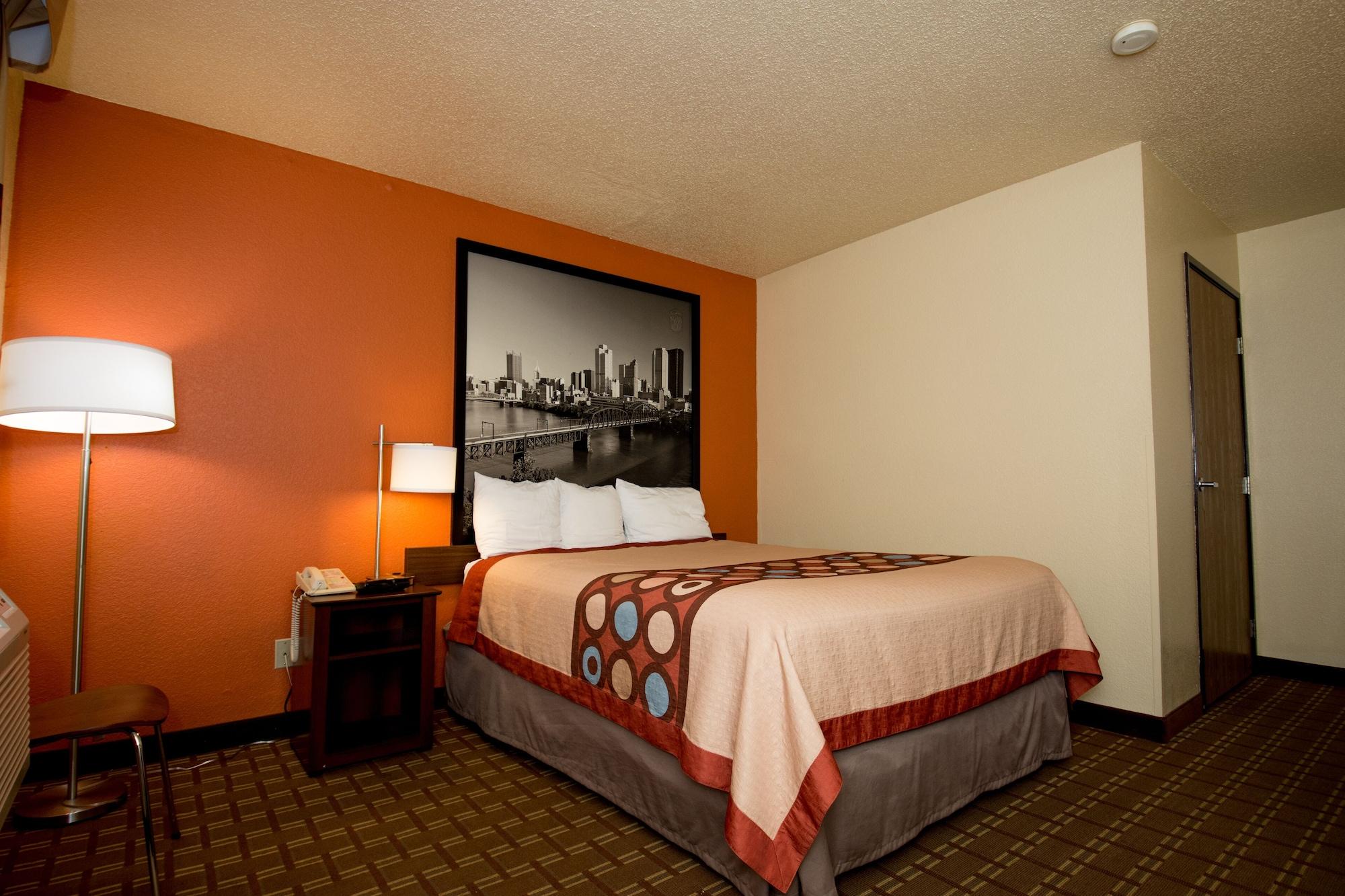 Hotel Super 8 By Wyndham Altoona Esterno foto