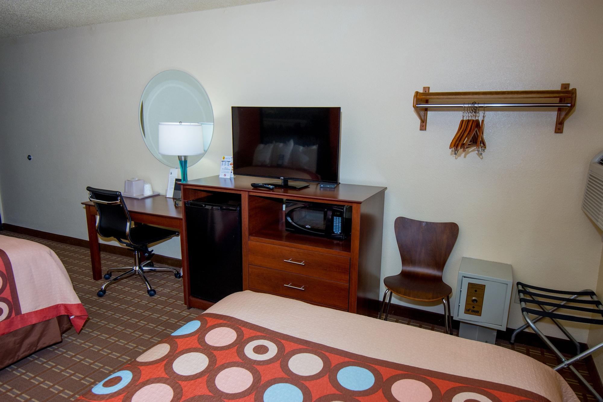 Hotel Super 8 By Wyndham Altoona Esterno foto